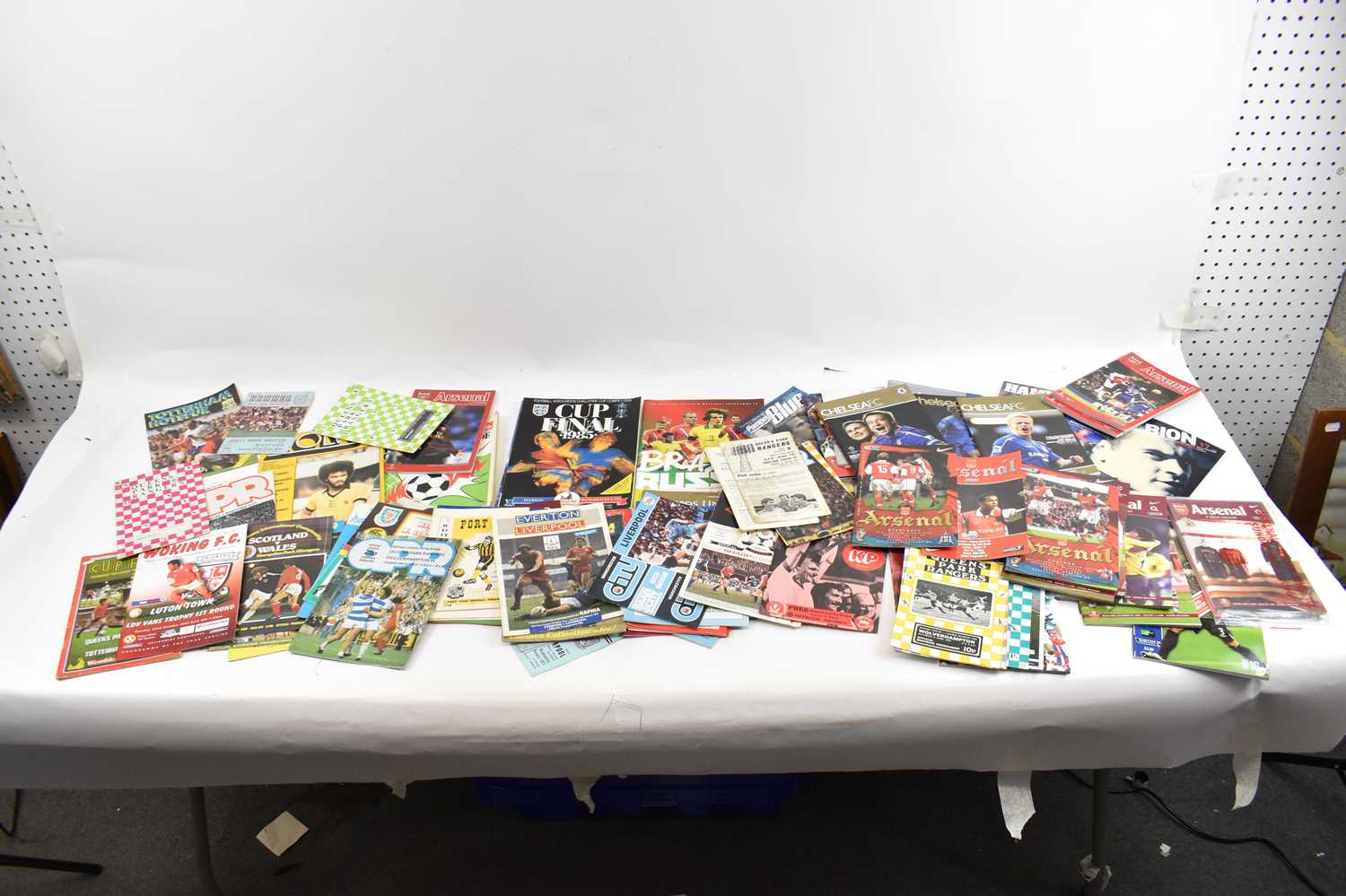 Lot 390 - Approximately one hundred football programmes...