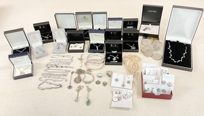 Lot 605 - A large collection silver and costume...