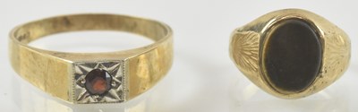 Lot 861 - Two 9ct gold signet rings, one with inset cut...