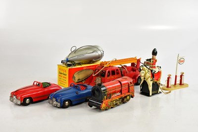 Lot 934 - A collection of vintage diecast, clockwork and...