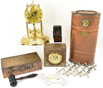 Lot 404 - A group of various mixed collectables...