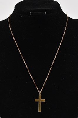 Lot 930 - A 9ct gold cross pendant, length 3cm,...