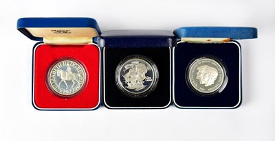 Lot 637 - Three silver crowns, comprising 'Jubilee' 1977,...