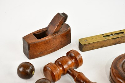 Lot 581 - A collection of four gavels, a set of carpet...