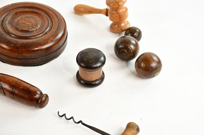 Lot 581 - A collection of four gavels, a set of carpet...