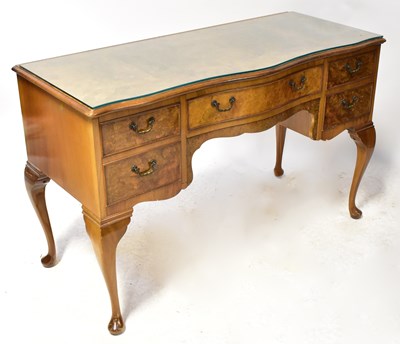 Lot 61 - A threefold mirror topped dressing table, with...