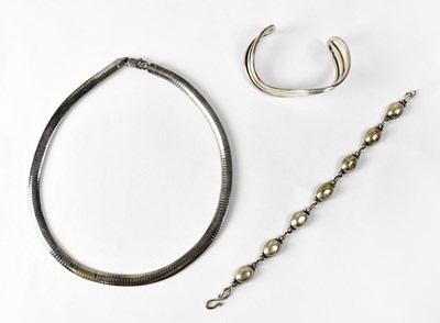 Lot 799 - A 925 silver necklace, length 43cm and a 925...