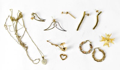 Lot 795 - A group of 9ct gold jewellery, to include a...