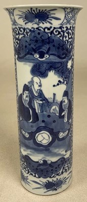 Lot 146 - A Chinese blue and white sleeve vase,...