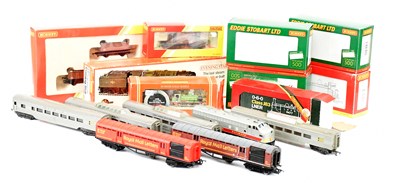 Lot 2159 - HORNBY; a boxed Railroad carriage set, a...