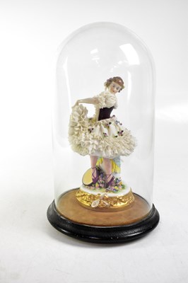 Lot 100 - A Capodimonte porcelain lacework figure of a ballerina