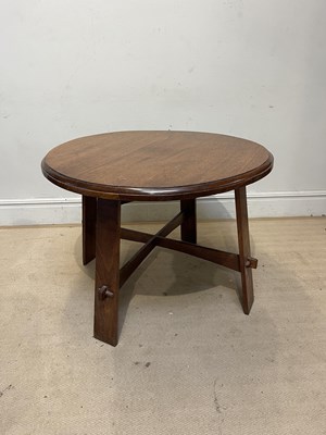 Lot 1088 - An Arts & Crafts oak centre table on four...