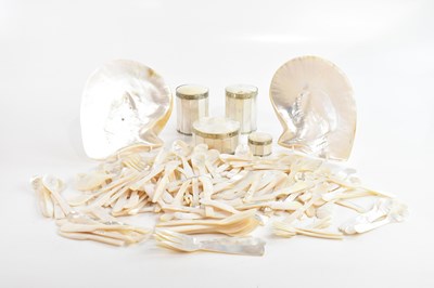 Lot 559 - A collection of modern mother of pearl items,...