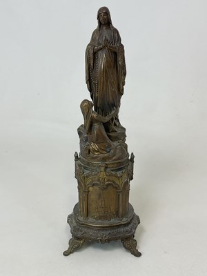 Lot 123 - An early 20th century musical spelter figure...