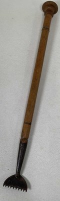 Lot 41 - An early 20th century carpet edging tool, with...