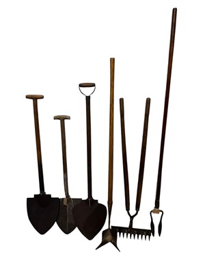 Lot 365 - A group of vintage farming/gardening tools,...