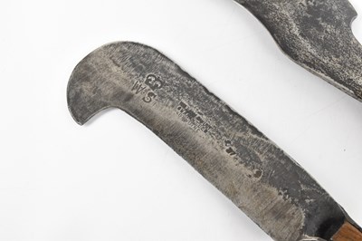 Lot 424 - A collection of vintage billhooks including...