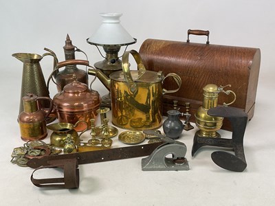 Lot 114 - A quantity of metalware, including copper and...