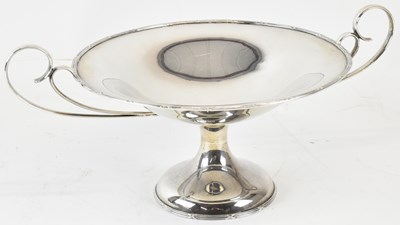 Lot 1131 - MAPPIN & WEBB LTD; a George V hallmarked...