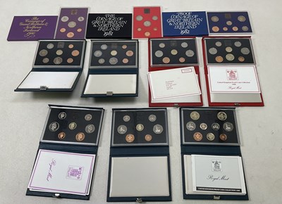 Lot 1408 - ROYAL MINT; ten Coinage of Great Britain and...