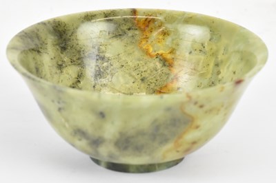 Lot 1003 - A Chinese nephrite jade bowl, diameter 10cm,...