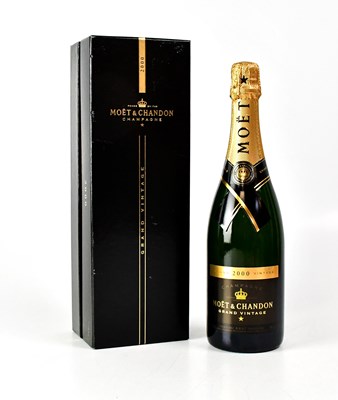 Lot 1004 - A boxed bottle of Moët & Chandon Grand Vintage...