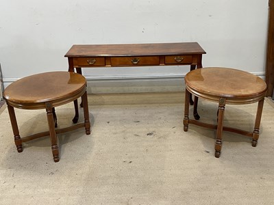 Lot 1091 - A pair of reproduction oval top coffee tables,...