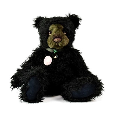 Lot 400 - CHARLIE BEARS; a bear CB131319 'California',...