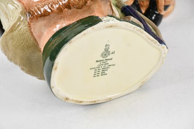 Lot 662 - A small collection of sundry ceramics...