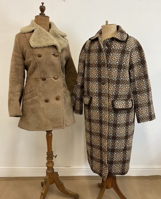 Lot 173 - A vintage tapestry Welsh tweed coat and a lady'...