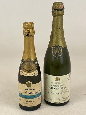 Lot 510 - CHAMPAGNE; a bottle of Bollinger Champagne,...