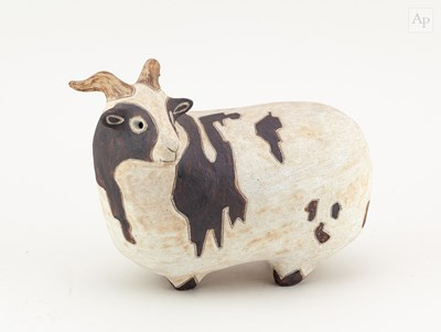 Lot 590 - ROSEMARY WREN (1922-2013) for Oxshott Pottery;...