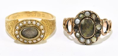 Lot 1125 - A 19th century 18ct gold mourning ring with...