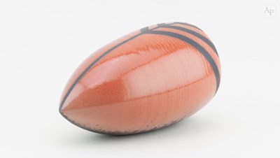 Lot 197 - ERIC MOSS (born 1959); a large raku squid...