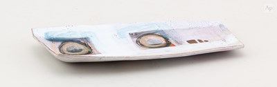 Lot 351 - LINDA STYLES (born 1954); an earthenware tray...