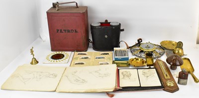 Lot 177 - A quantity of mixed collectibles to include a...