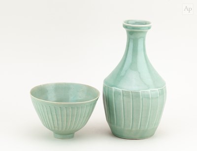 Lot 146 - DAVID LEACH (1911-2005) for Lowerdown Pottery;...