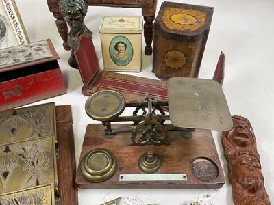 Lot 14 - An interesting group of collectors' items...