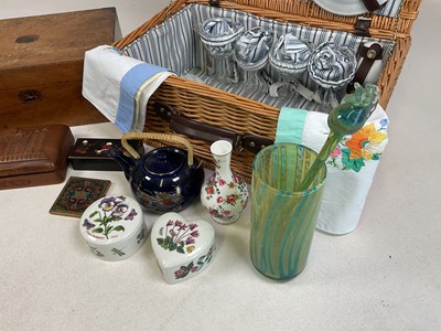 Lot 16 - Collectors' items, to include a picnic basket...