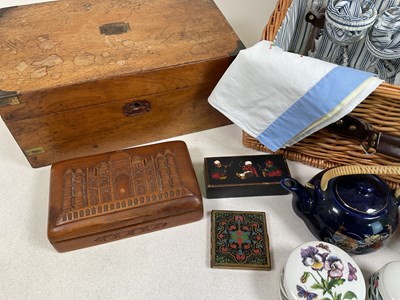 Lot 16 - Collectors' items, to include a picnic basket...