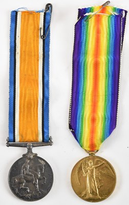 Lot 386 - A pair of WWI medals comprising the Victory...