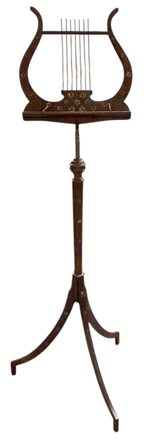 Lot 18 - An Edwardian Sheraton Revival rosewood and...