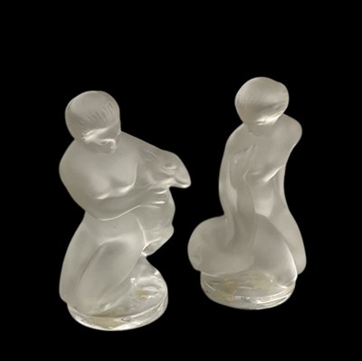 Lot 575 - LALIQUE; two French frosted crystal glass ...