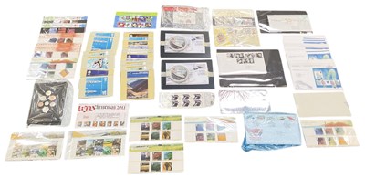 Lot 422 - A collection of first day covers, loose stamps...