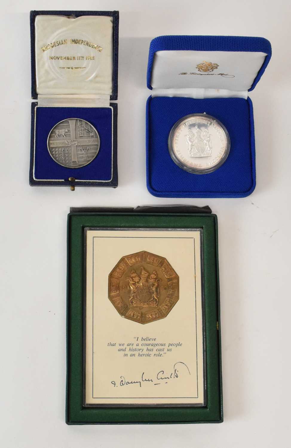 Lot 1553 - THE LIVINGSTONE MINT COLLECTORS SOCIETY; a...