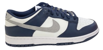 Lot 448 - NIKE; a pair of Nike Dunk Low midnight navy/Lt...