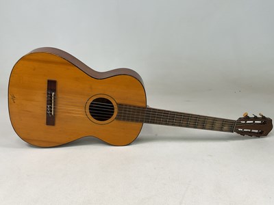 Lot 160 - HOFNER; acoustic guitar, Flamenco number 4048.