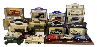 Lot 523 - A collection of model diecast vehicles...