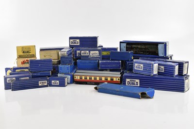 Lot 2136 - HORNBY DUBLO; a large model railway set of...