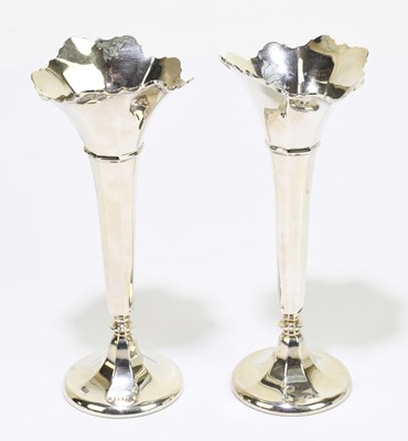 Lot 2564 - HENRY MATTHEWS; a pair of George V hallmarked...